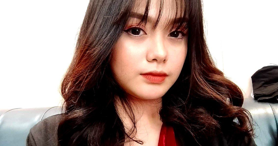 "Sau khi tôi cưỡi trên mặt anh ấy, anh ấy bắt đầu quan hệ bằng miệng với tôi" Cặp đôi nghiệp dư tuyệt đẹp quan hệ tình dục thực sự